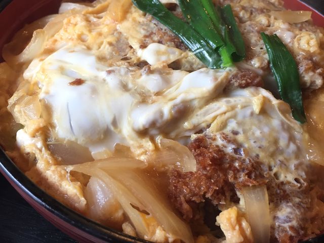 かつ丼定食_味納