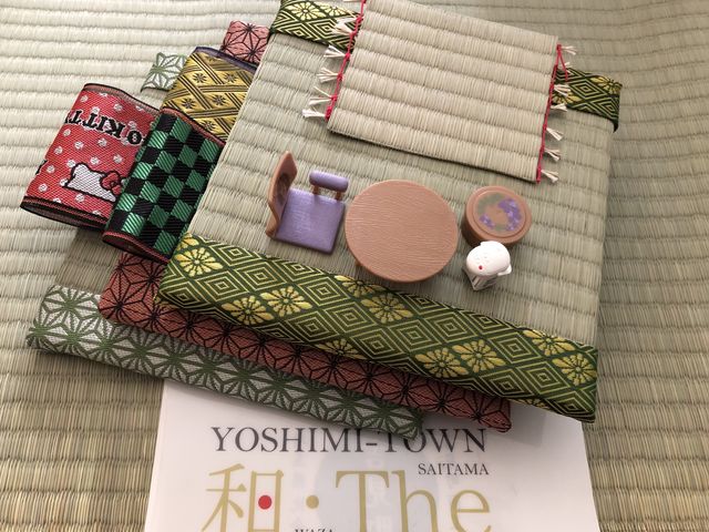 ガチャの和セットと一緒に撮ってみました_宮崎畳店
