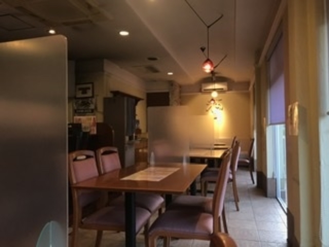 素敵な店内_満月