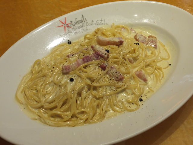 カルボナーラ_モンテ イルキャンティ MONTE iL CHIANTI