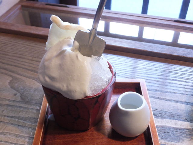 雪掻き開始?_喫茶去かつて