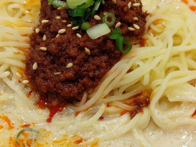胡麻とうにゅう坦々涼風麺・605円_ミスタードーナツ藤枝田沼(Mister Donut)