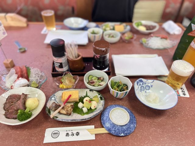 次々と揚げたての天ぷらが運ばれてきます_屋形船あみ幸
