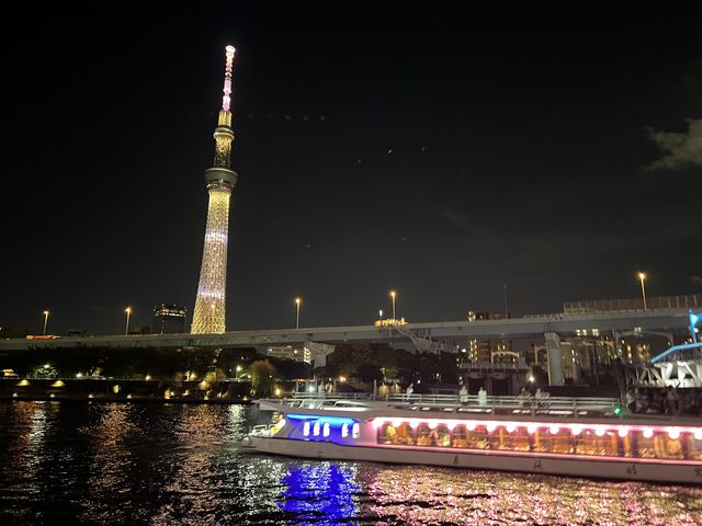 スカイツリーも間近で撮影できます_屋形船あみ幸