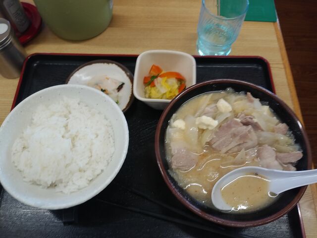 トン汁定食並_たちばな