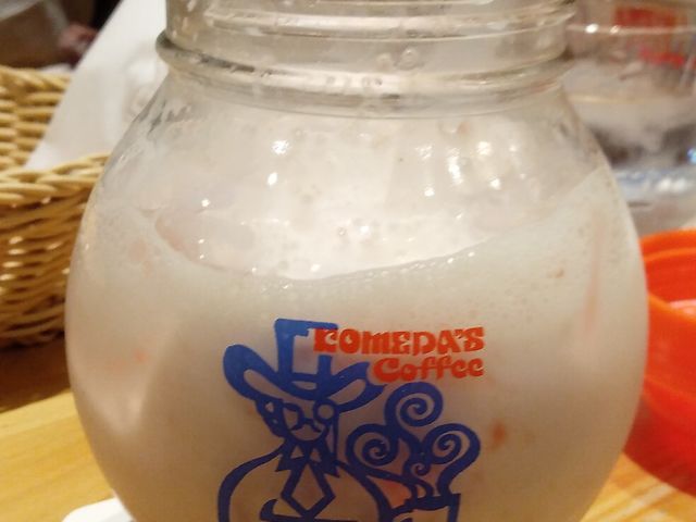 つぶつぶいちごミルク_コメダ珈琲店 エスカ店