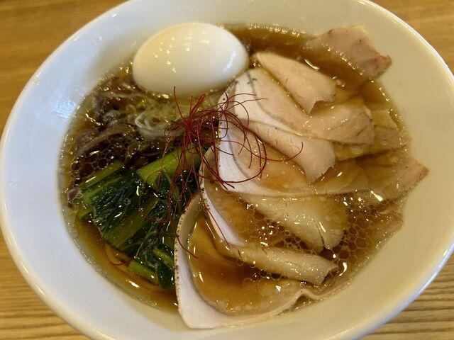 特製煮干しそばの醤油1180円。_Noodles Labo 香蕎庵
