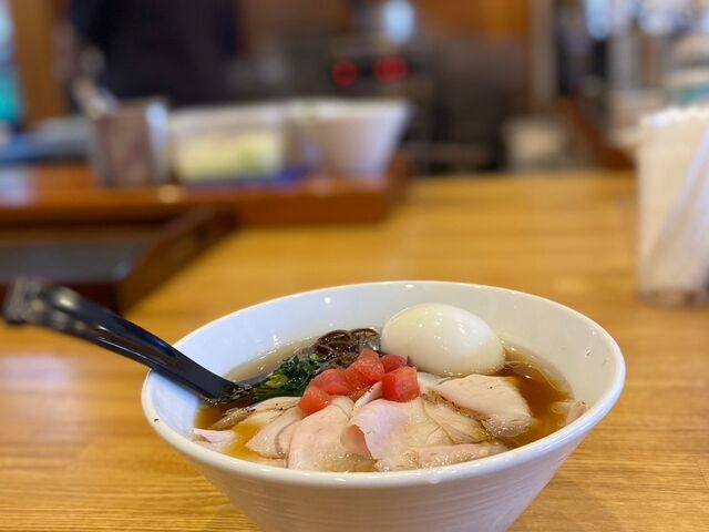 鰹昆布出汁ラーメンの醤油930円_Noodles Labo 香蕎庵