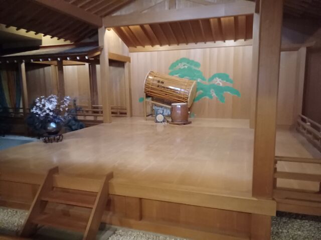 8階にある 能舞台 (立ち入り禁止です)_大江戸温泉物語Premium よしのや依緑園