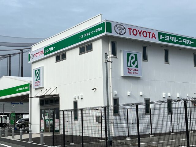 4人のかーちゃんさんのトヨタレンタリース神戸 ポートライナー中公園駅前店の投稿写真1