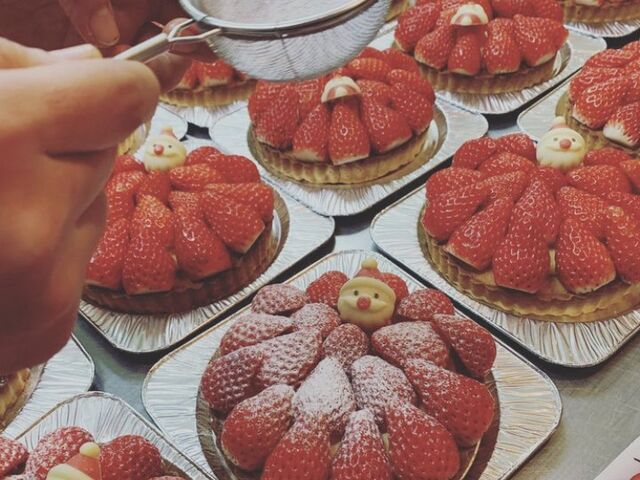 クリスマスタルト_いちごの丘 カフェ