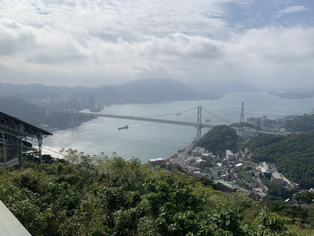 関門海峡の船の往来をのんびり見ていられます_火の山