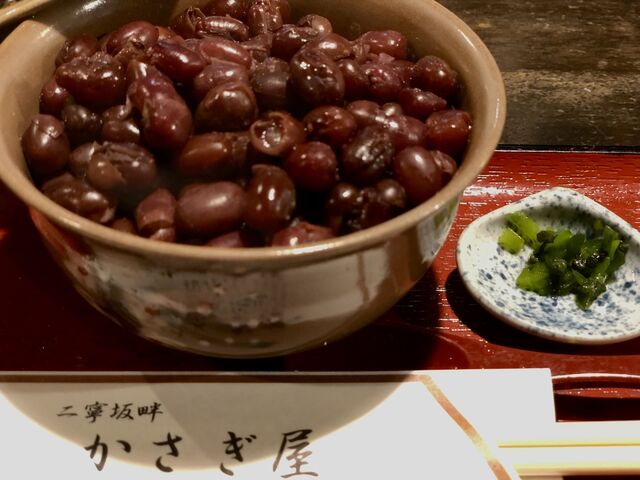 山盛りながら上品な小豆_かさぎ屋