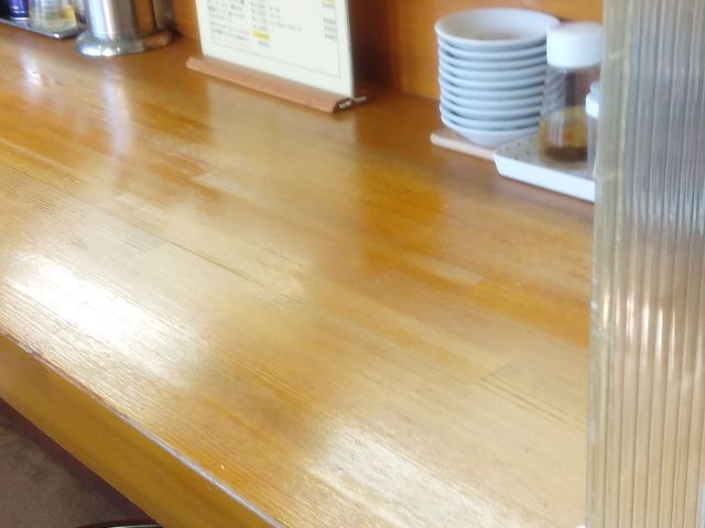 カウンター席_豚豚曲金店