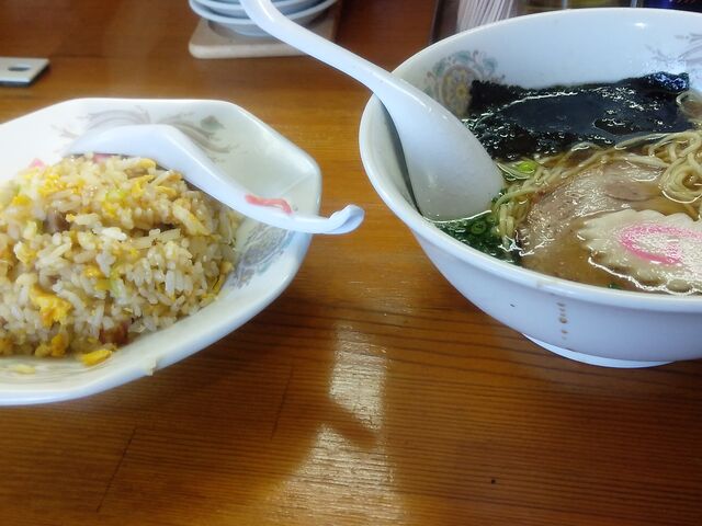 半チャンラーメン(平日昼限定)・1,100円_豚豚曲金店