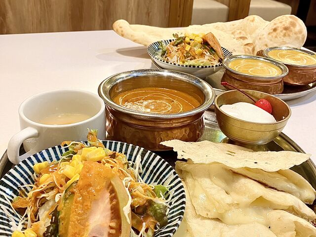 ランチメニューのレディースランチと2種類のカレー_王子カレー INDIAN CURRY OJI 筑紫野店