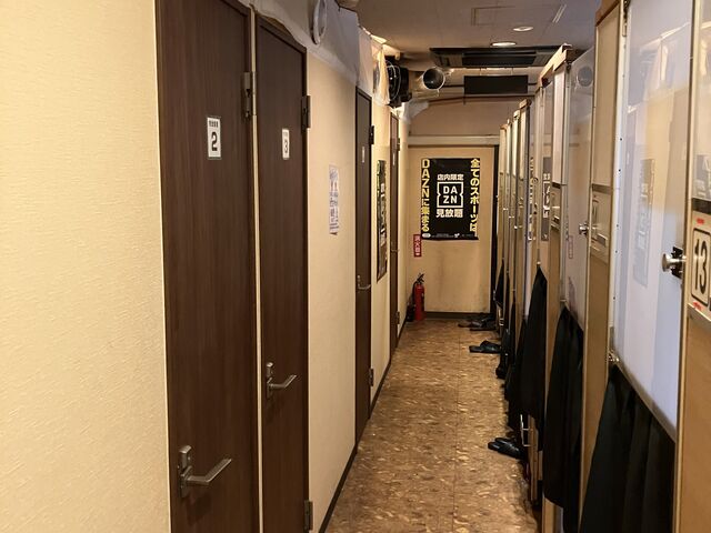店内_まんがランド上野店