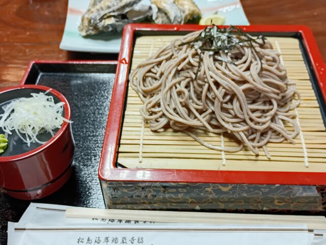 焼き牡蠣とそば_洗心庵