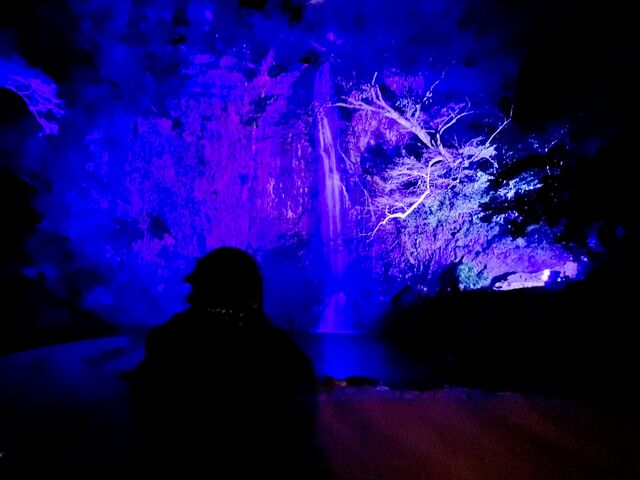 とても幻想的な滝でした。_箕面大滝