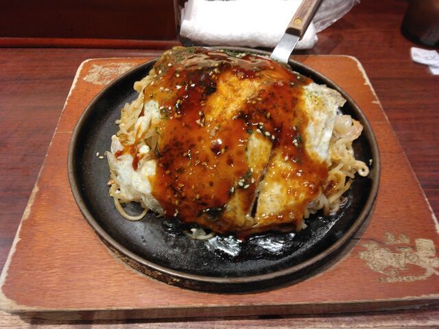 とてもおいしいお好み焼きです。_電光石火 東京駅店