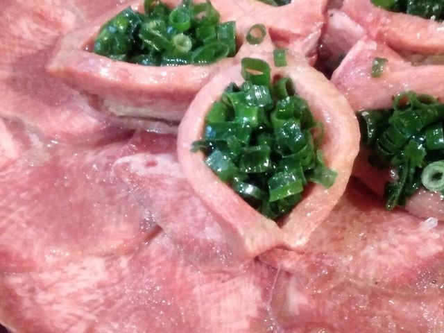 名物!ネギ包特上タン_炭火焼肉10 すみびやきにくじゅう 七間町店