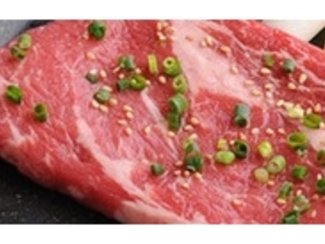 ステーキ肉_焼肉家族 中野本店