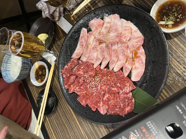 ロースとハラミです♪_焼肉処 牛勝