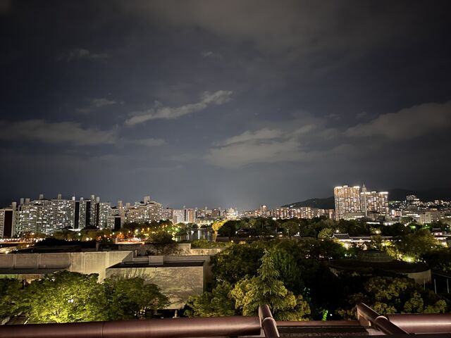 庭園からの眺め。
広島城もばっちり見えます。_Pacela(パセーラ)
