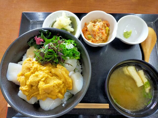 ウニほたて丼_ドライブイン汐風