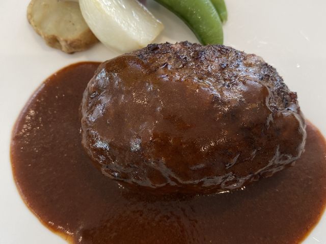 メインのハンバーグ_ホテルJALシティ関内 横浜 カフェ&レストラン シルク