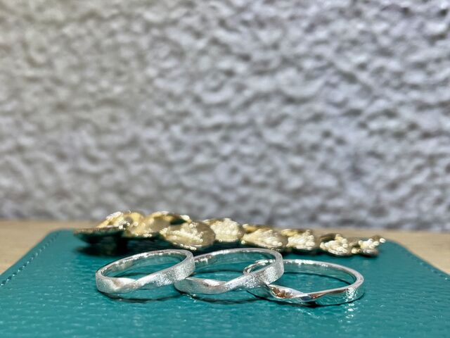 自分で削って磨くのはここまで。仕上げと石留めはプロにお願いします。_アカネス心斎橋