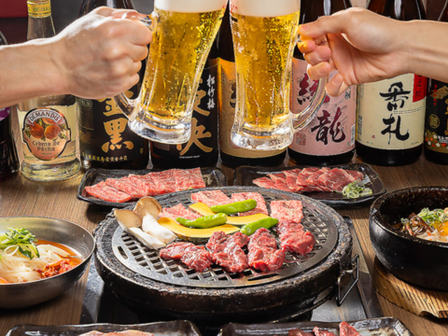 炭火焼肉 榮華亭 江坂店の写真1