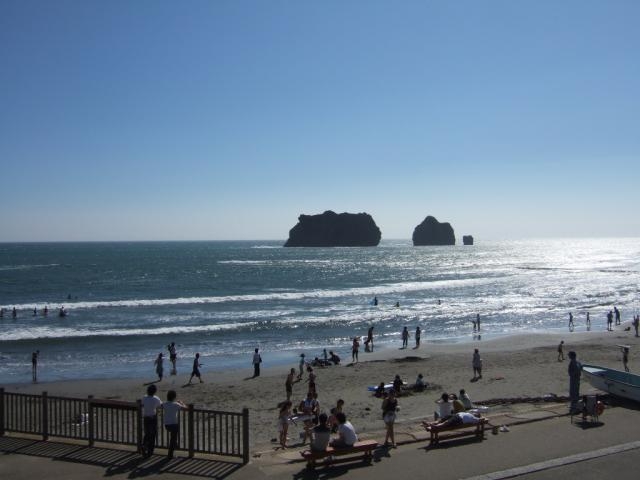 親子岩ふれ愛ビーチ海水浴場の写真1