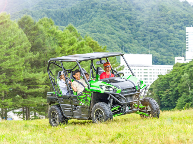 メガバギー_苗場スキー場