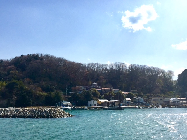人が住んでいる「石浜」_松島島巡り観光船