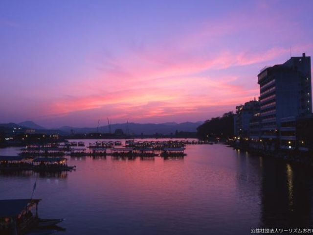 三隈川屋形船