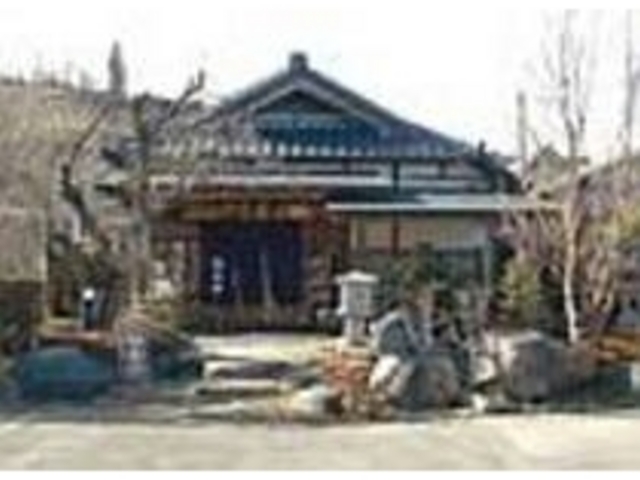 緑と日本庭園に囲まれた、純和風なつくり_とんかつ うなぎ 養氣亭