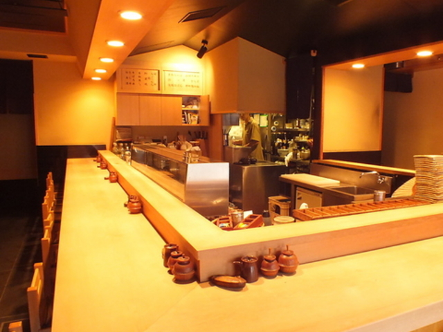 鳥よし 中目黒店の写真1