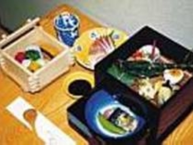 見ただけでため息が出る手の込んだ盛りつけ_かむら