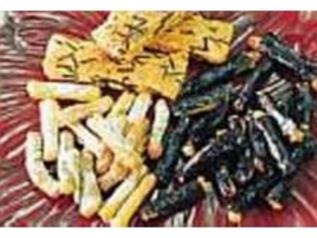 人気のあられ、東男、昆布巻、老松_大黒屋