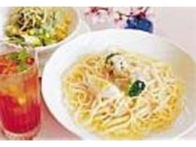 淡いピンク色がきれいなめんたいクリーム_スプーンハウス