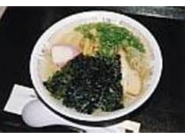 あっさり味が身上の『伯方の塩ラーメン』_伯方の塩ラーメンさんわ 枝松店