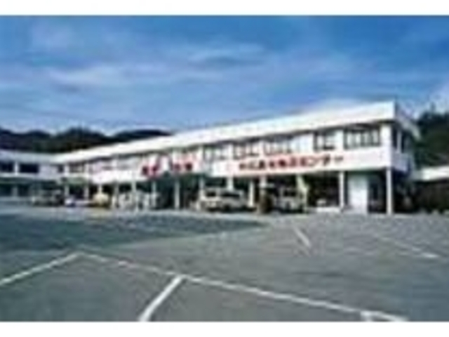 ドライブイン感覚で気軽に立ち寄ろう_真珠会館