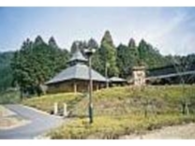 管理棟では四万十川のお土産を販売している_四万十オートキャンプ場ウェル花夢