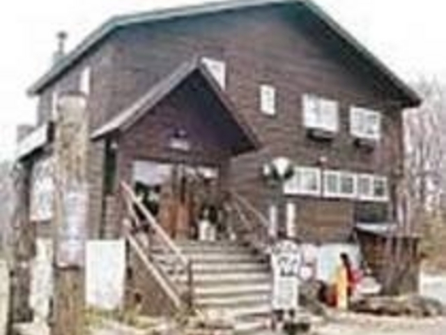 ドライブの途中に立ち寄る人も多いお店_パン工房 ささき亭