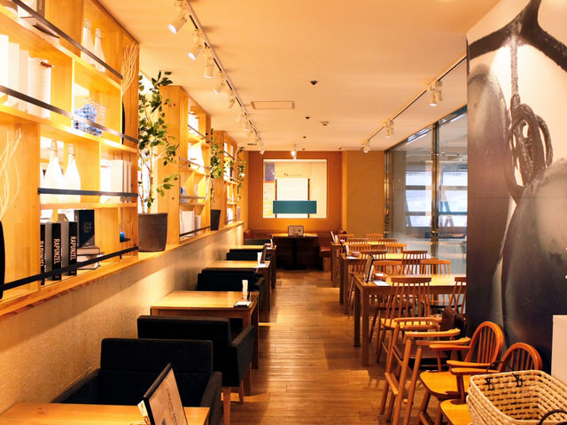 クラムボンカフェ 青森中三店