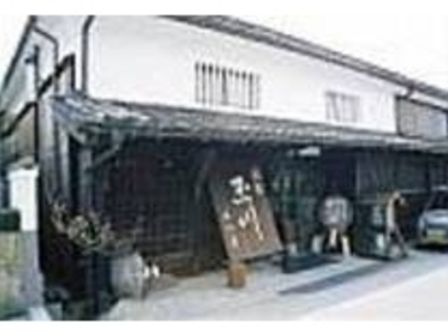 江戸時代の酒蔵を利用したお店で一服しよう_ギャラリー喫茶 池田屋