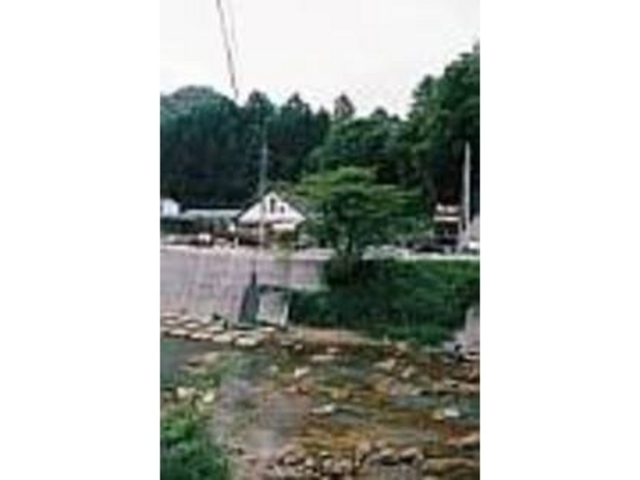 吾妻川と万座川が合流するリバーサイド_つまごい花壇
