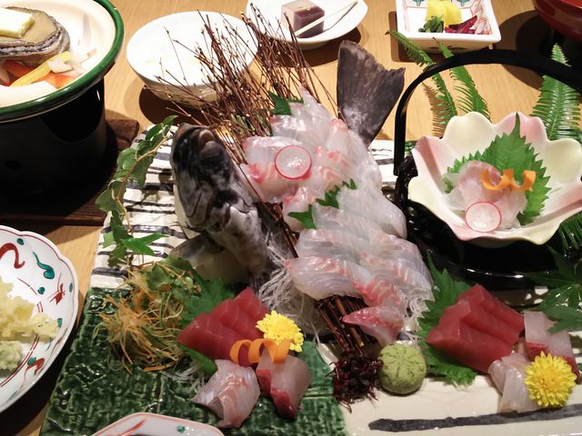 いけす円座/すし八咫