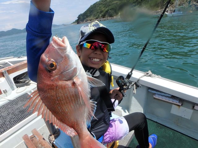 漁師さんと一緒に釣り体験!本格的な釣り気分を!_海島遊民くらぶ